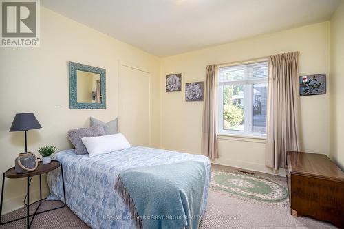 366 Dundas Street W, Greater Napanee, ON - Indoor Photo Showing Bedroom