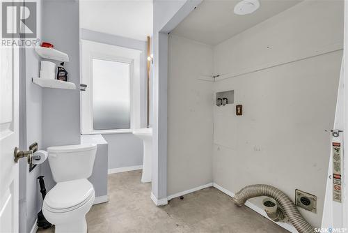 511 I Avenue N, Saskatoon, SK - Indoor Photo Showing Bathroom