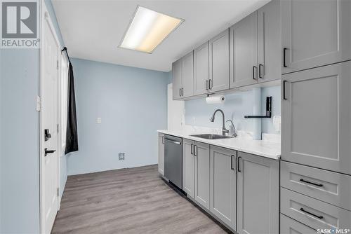 511 I Avenue N, Saskatoon, SK - Indoor Photo Showing Kitchen