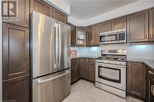 146 Downey Road Unit# 22B, Guelph, ON - Indoor Photo Showing Kitchen