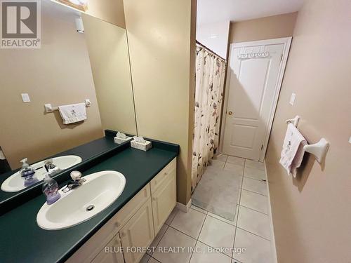 531 Ambleside Drive, London, ON - Indoor Photo Showing Bathroom