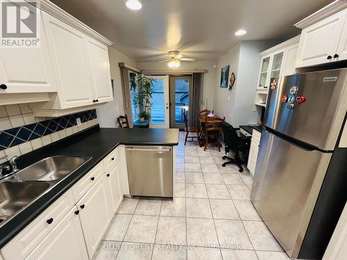 531 Ambleside Drive, London, ON - Indoor Photo Showing Kitchen