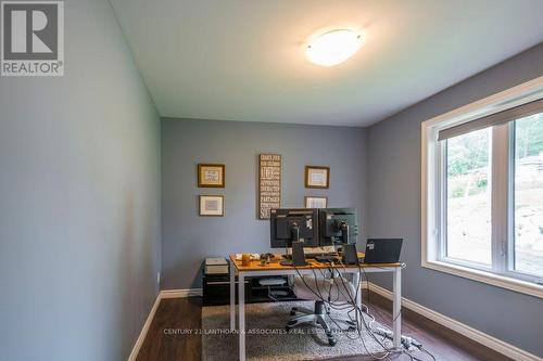 1053 Smith Street, Quinte West (Murray Ward), ON - Indoor Photo Showing Office