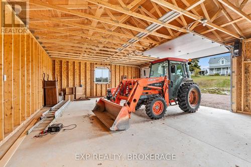 109714 Highway 7, Tweed, ON - Indoor Photo Showing Garage