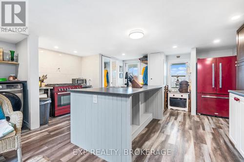 109714 Highway 7, Tweed, ON - Indoor Photo Showing Kitchen