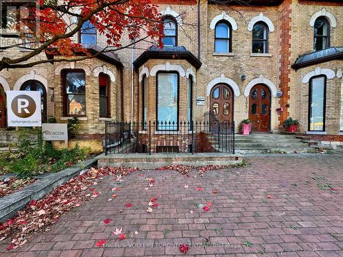 167 Carlton Street, Toronto, ON - Outdoor With Facade