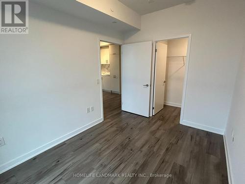 1511 - 60 Honeycrisp Crescent, Vaughan, ON - Indoor Photo Showing Other Room