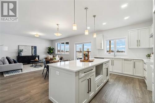 3585 Britt Boulevard, Plympton-Wyoming, ON - Indoor Photo Showing Kitchen With Upgraded Kitchen