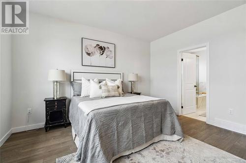 3585 Britt Boulevard, Plympton-Wyoming, ON - Indoor Photo Showing Bedroom