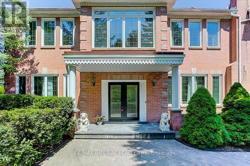 32 Stonegate Street, Whitchurch-Stouffville, ON - Outdoor With Facade