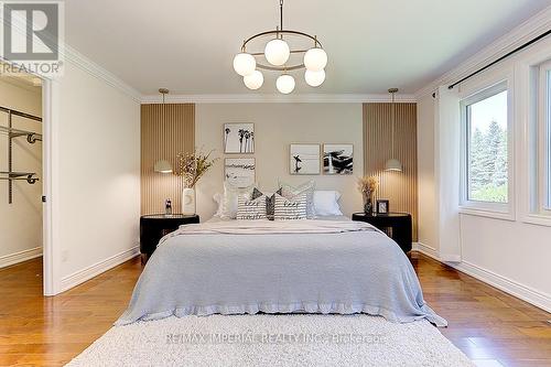 32 Stonegate Street, Whitchurch-Stouffville, ON - Indoor Photo Showing Bedroom