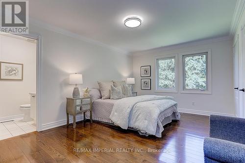 32 Stonegate Street, Whitchurch-Stouffville, ON - Indoor Photo Showing Bedroom