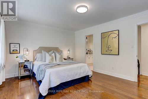 32 Stonegate Street, Whitchurch-Stouffville, ON - Indoor Photo Showing Bedroom