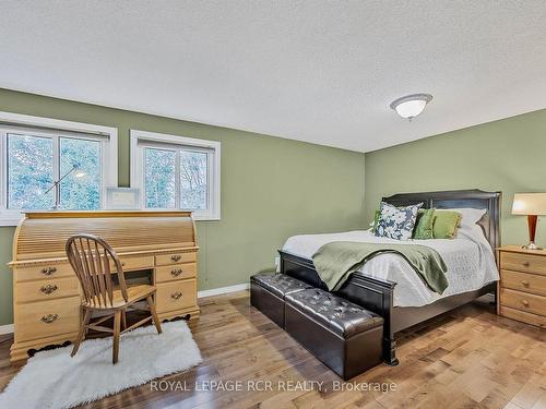 1 The Blvd, New Tecumseth, ON - Indoor Photo Showing Bedroom