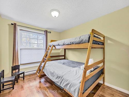 1 The Blvd, New Tecumseth, ON - Indoor Photo Showing Bedroom