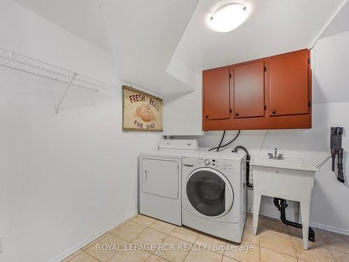 1 The Blvd, New Tecumseth, ON - Indoor Photo Showing Laundry Room