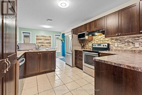 46 Ridgeview Lane, Quinte West, ON - Indoor Photo Showing Kitchen With Double Sink