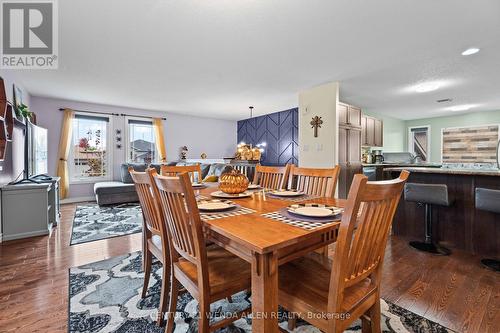 46 Ridgeview Lane, Quinte West, ON - Indoor Photo Showing Dining Room