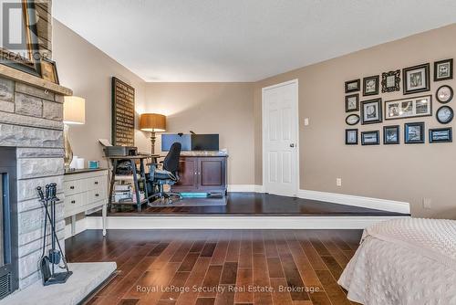 654 Ashprior Avenue, Mississauga, ON - Indoor With Fireplace