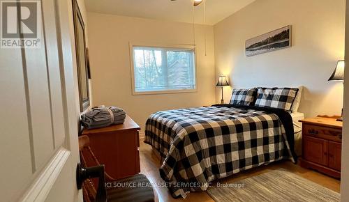 1311 Wonderland Road, Dysart Et Al, ON - Indoor Photo Showing Bedroom