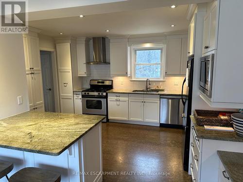 865 Shadeland Avenue, Burlington, ON - Indoor Photo Showing Kitchen