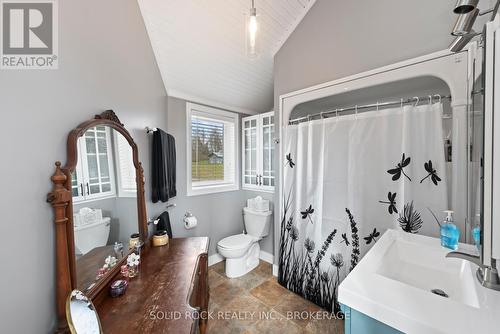 4419 Old Kingston Road, Rideau Lakes (819 - Rideau Lakes (South Burgess) Twp), ON - Indoor Photo Showing Bathroom