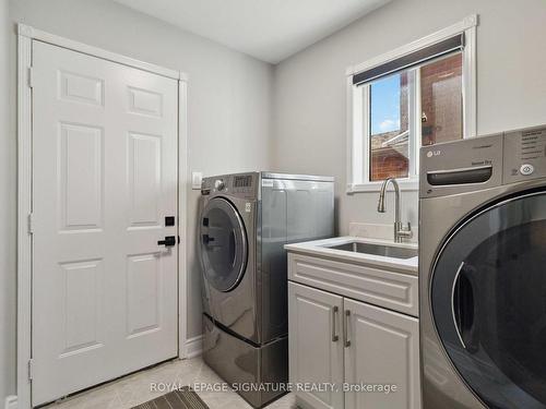 5609 Sidmouth St, Mississauga, ON - Indoor Photo Showing Laundry Room