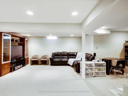 5786 Mersey St, Mississauga, ON - Indoor Photo Showing Other Room