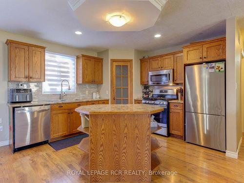 44 Geddes St W, Minto, ON - Indoor Photo Showing Kitchen With Double Sink