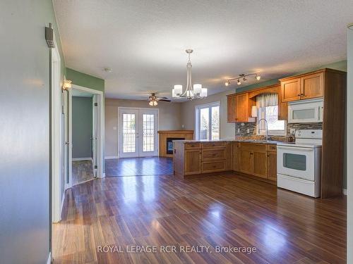 44 Geddes St W, Minto, ON - Indoor Photo Showing Kitchen