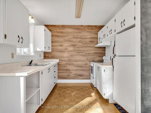 124 Centre St, Trent Hills, ON - Indoor Photo Showing Kitchen