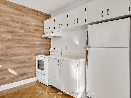 124 Centre St, Trent Hills, ON - Indoor Photo Showing Kitchen