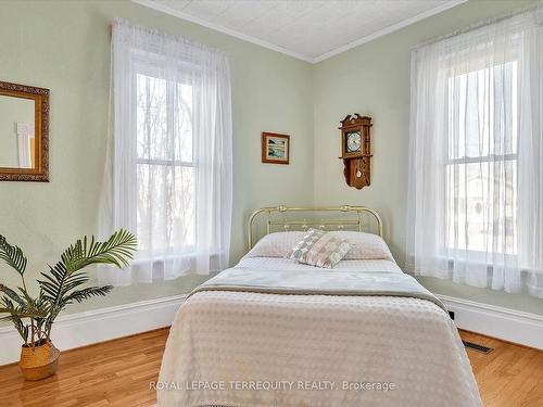 124 Centre St, Trent Hills, ON - Indoor Photo Showing Bedroom