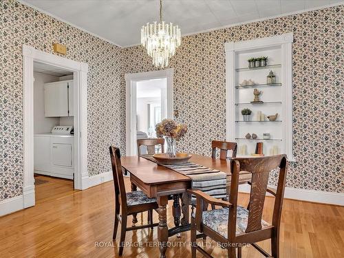 124 Centre St, Trent Hills, ON - Indoor Photo Showing Dining Room