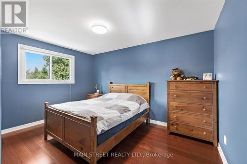 655 Haines Road, Newmarket, ON - Indoor Photo Showing Bedroom