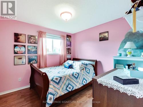 5786 Mersey Street, Mississauga, ON - Indoor Photo Showing Bedroom