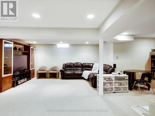 5786 Mersey Street, Mississauga, ON - Indoor Photo Showing Other Room