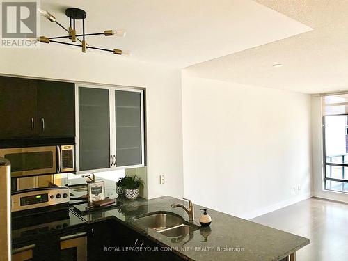 412 - 438 King Street W, Toronto, ON - Indoor Photo Showing Kitchen With Double Sink