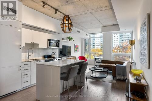 311 - 707 Dovercourt Road, Toronto, ON - Indoor Photo Showing Kitchen