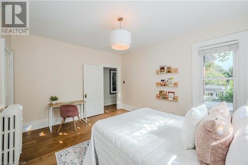 138 Dublin Street N, Guelph, ON - Indoor Photo Showing Bedroom