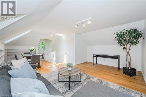 138 Dublin Street N, Guelph, ON - Indoor Photo Showing Living Room