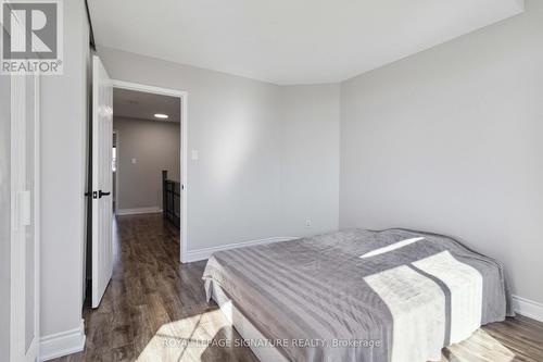 5609 Sidmouth Street, Mississauga, ON - Indoor Photo Showing Bedroom