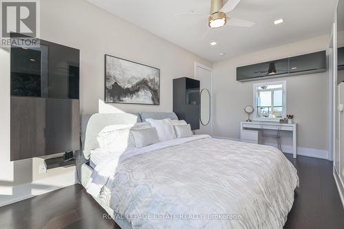 2601 - 181 Bedford Road, Toronto, ON - Indoor Photo Showing Bedroom