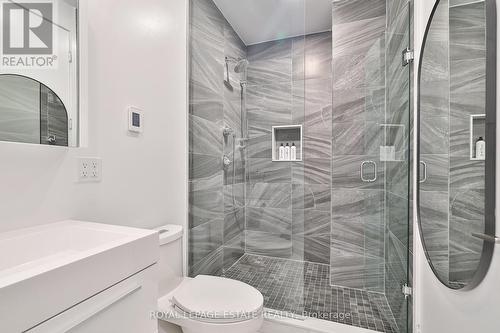 2601 - 181 Bedford Road, Toronto, ON - Indoor Photo Showing Bathroom