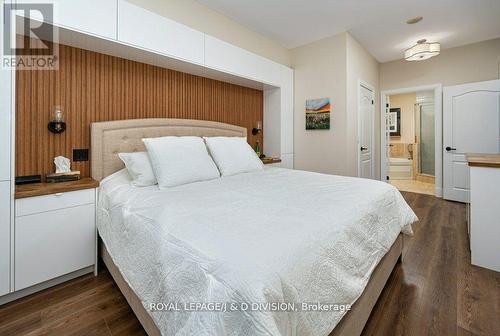 407 - 1101 Leslie Street, Toronto, ON - Indoor Photo Showing Bedroom