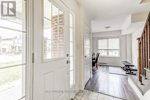 691 Laking Terrace, Milton, ON - Indoor Photo Showing Other Room