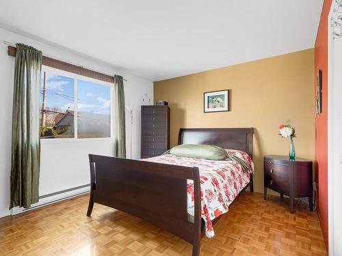 Chambre Ã  coucher principale - 2180 Av. T.-D.-Bouchard, Saint-Hyacinthe, QC - Indoor Photo Showing Bedroom