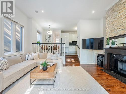 53 Parkhurst Boulevard E, Toronto, ON - Indoor Photo Showing Living Room With Fireplace