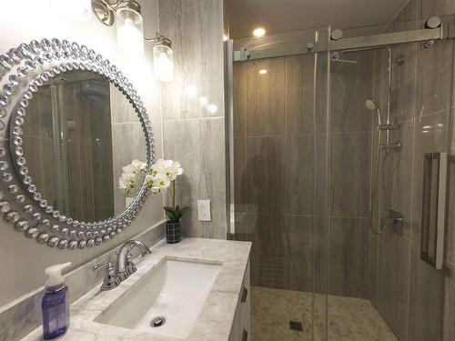 188 Crystal Place, Thunder Bay, ON - Indoor Photo Showing Bathroom