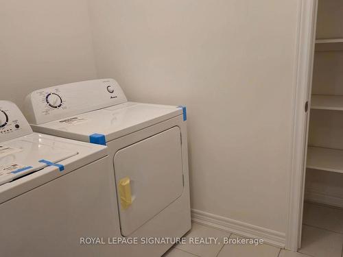 72 Singhampton Rd, Vaughan, ON - Indoor Photo Showing Laundry Room